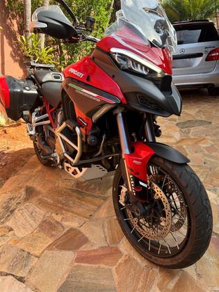 DUCATI MULTISTRADA 1200 V4 S 